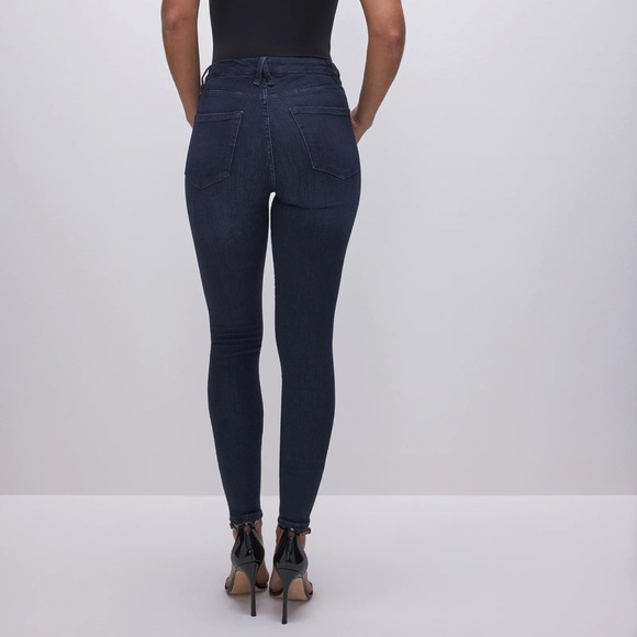 Good American Good Legs Skinny Jeans 4/27 - Picture 2 of 12